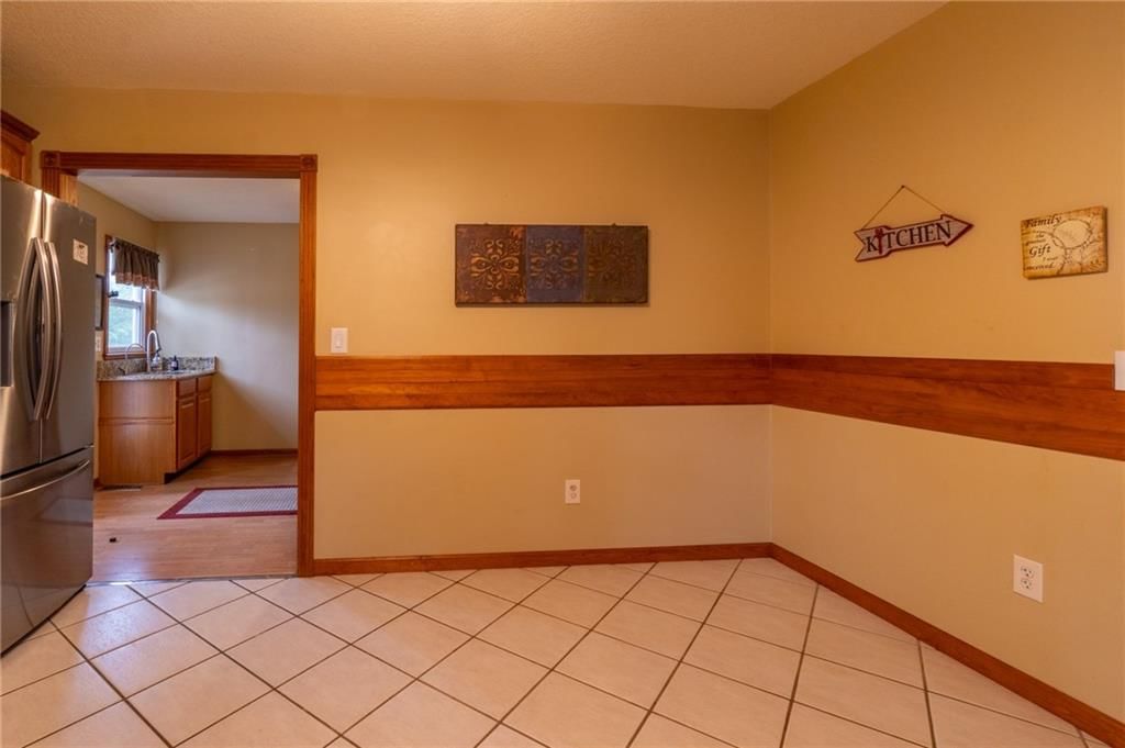 709 W Ogden Street — photo 26