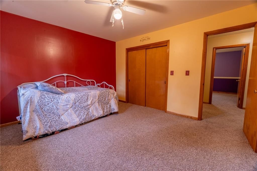 709 W Ogden Street — photo 35