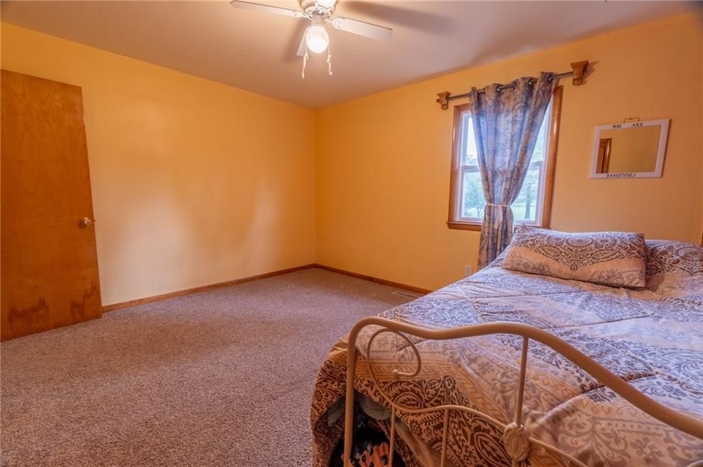 709 W Ogden Street — photo 36