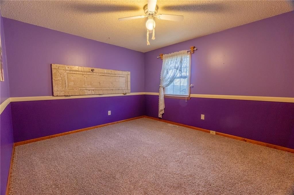 709 W Ogden Street — photo 39