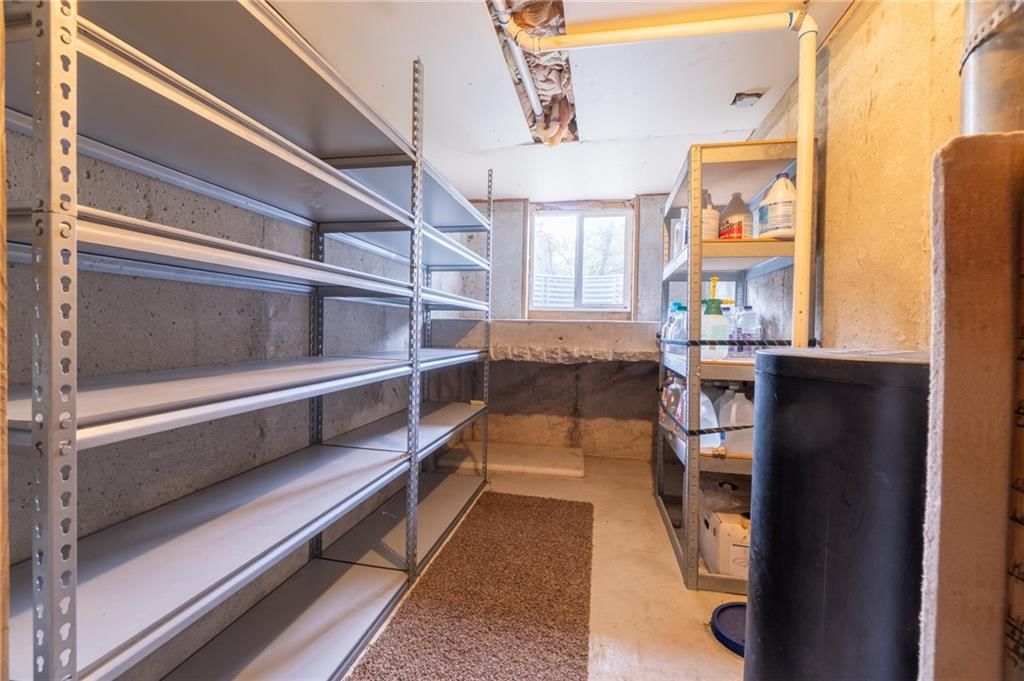 709 W Ogden Street — photo 45