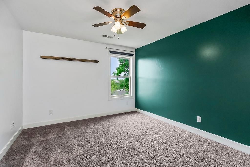7225 NW Lundergan Court — photo 25
