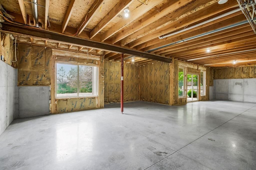 7225 NW Lundergan Court — photo 32
