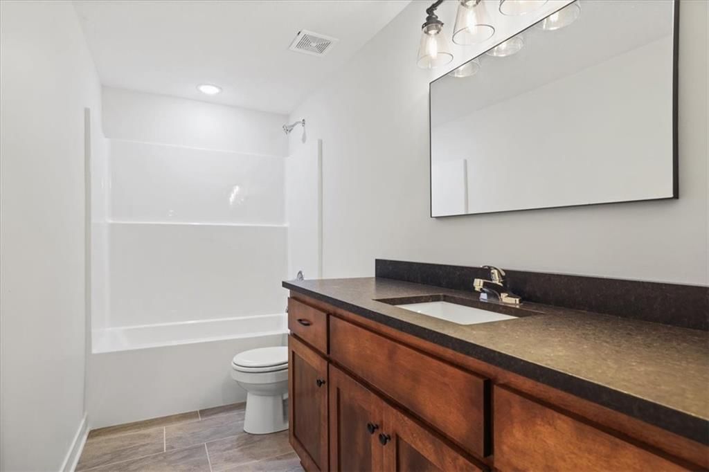 604 Blackhawke Drive — photo 21