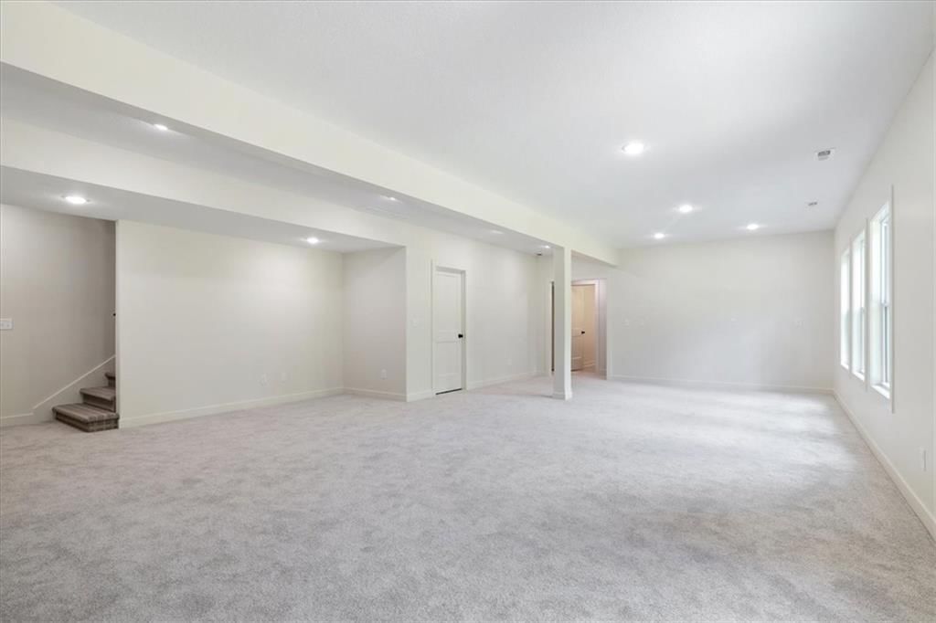 604 Blackhawke Drive — photo 24