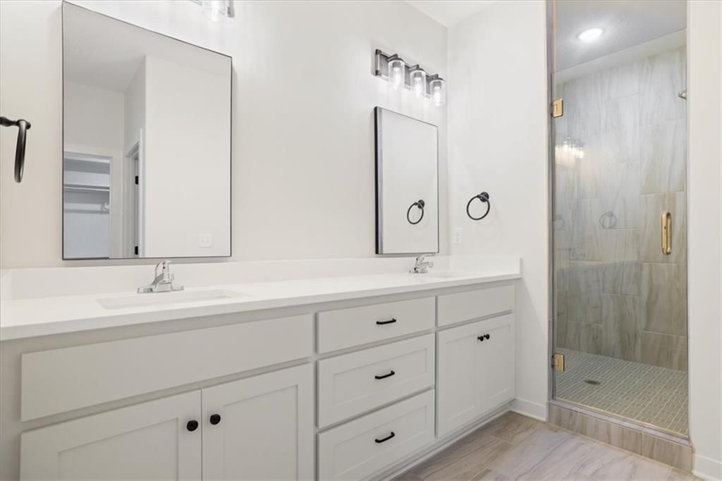 604 Blackhawke Drive — photo 26
