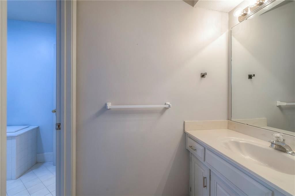 12704 Mohawk Circle — photo 41