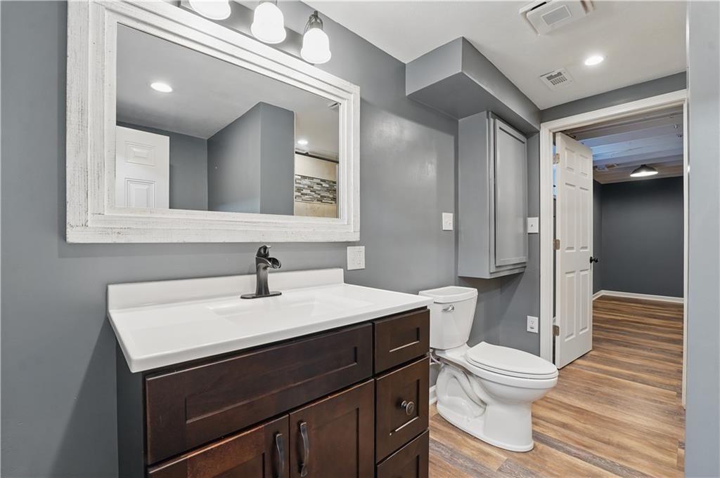 5700 N 123RD Street — photo 49