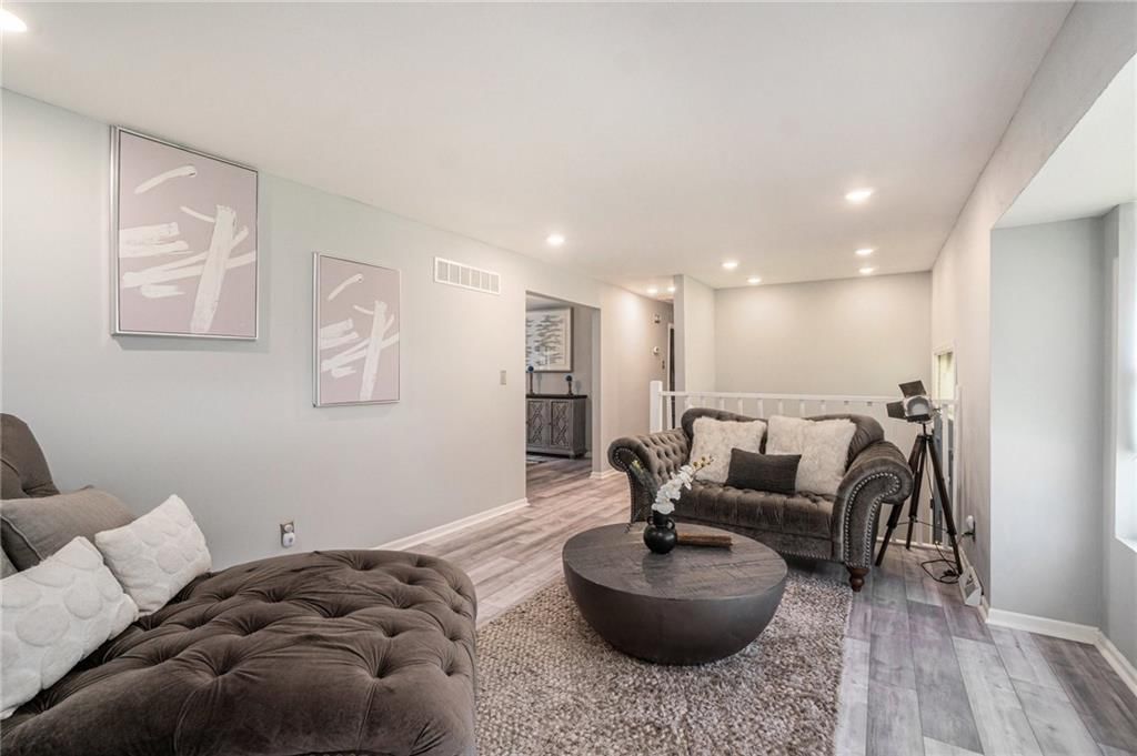 Photo 7 of 29 - 2300 N 64th Street