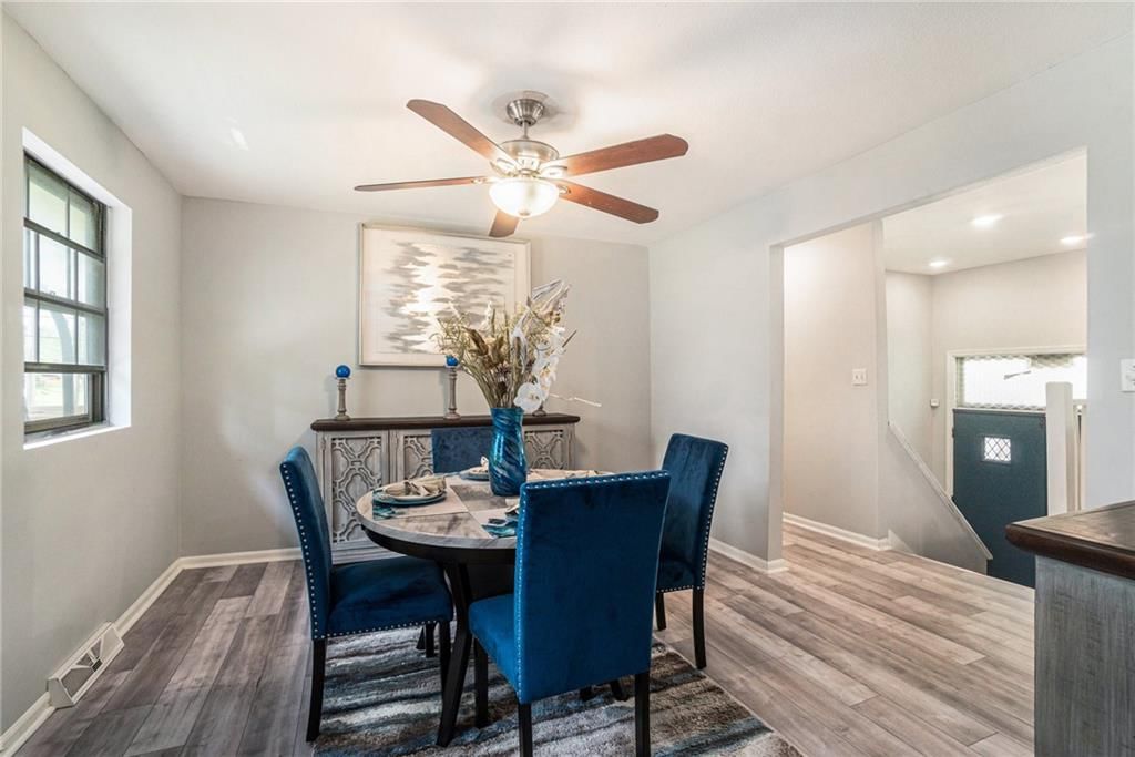Photo 10 of 29 - 2300 N 64th Street