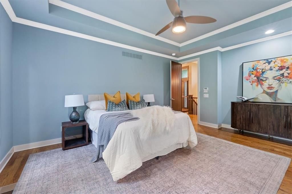 9221 N Overton Avenue — photo 20