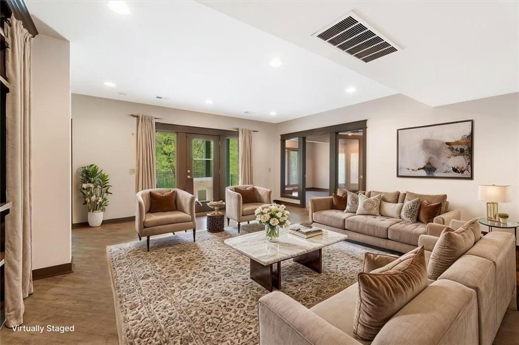 9221 N Overton Avenue — photo 30