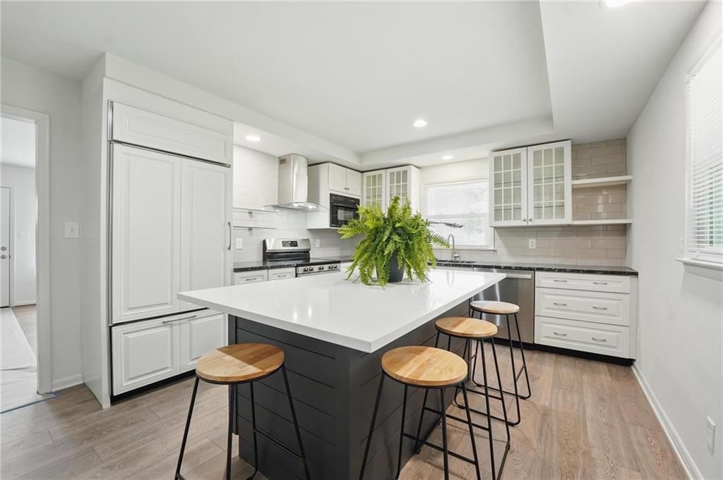 3423 N 61st Street — photo 9