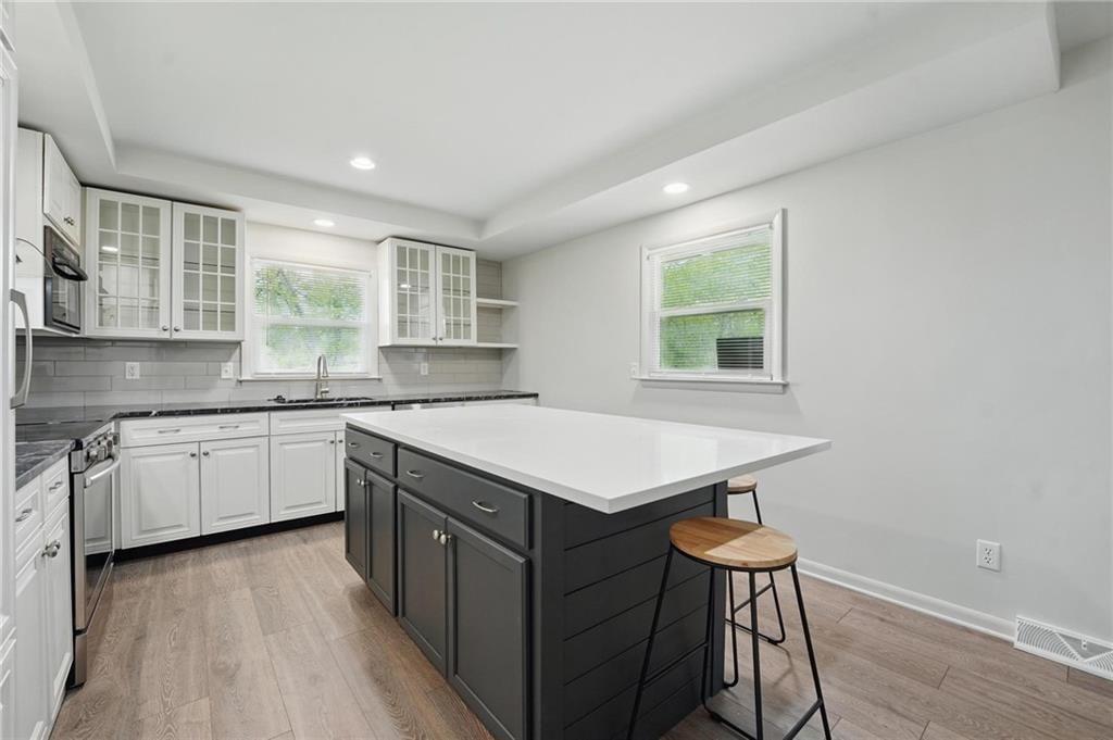 3423 N 61st Street — photo 11