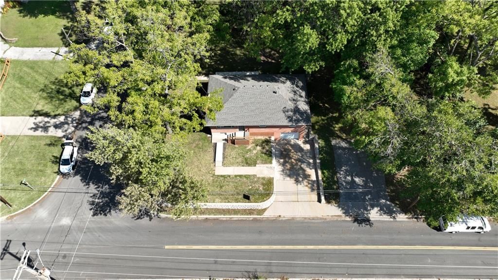 3423 N 61st Street — photo 40