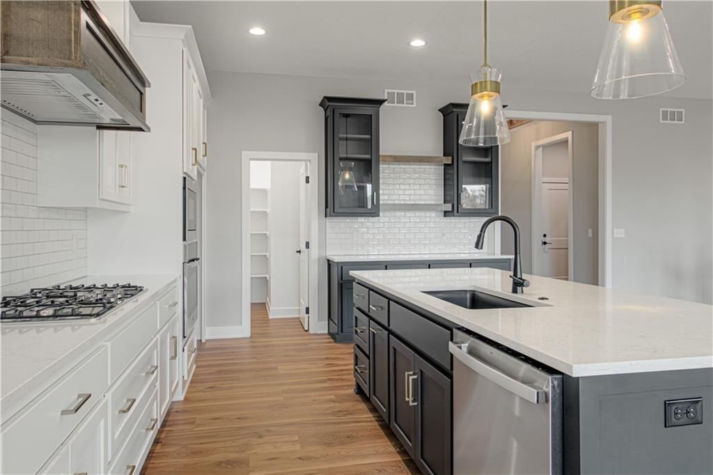 12440 Appaloosa Street — photo 11