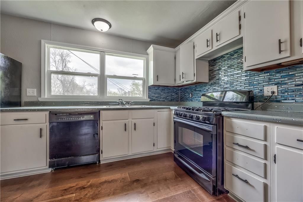 7 S 71st Terrace — photo 8