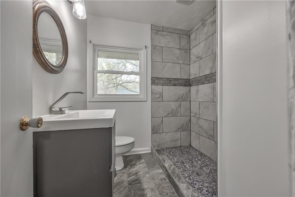7 S 71st Terrace — photo 9