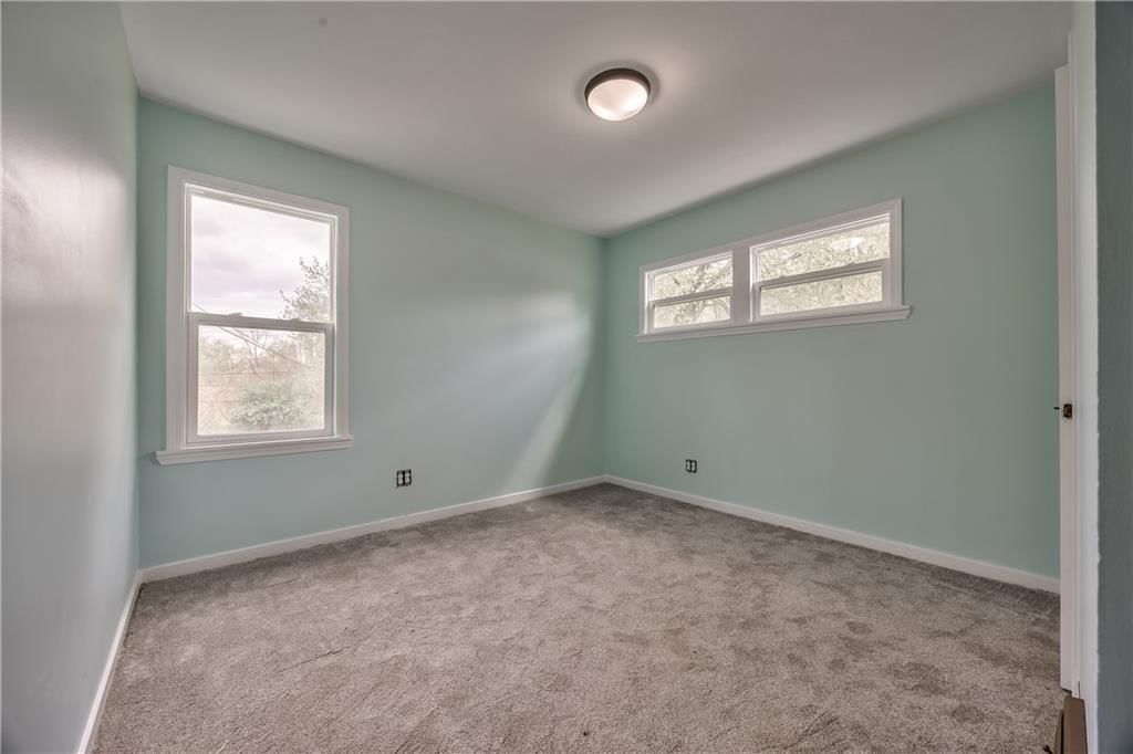 7 S 71st Terrace — photo 12