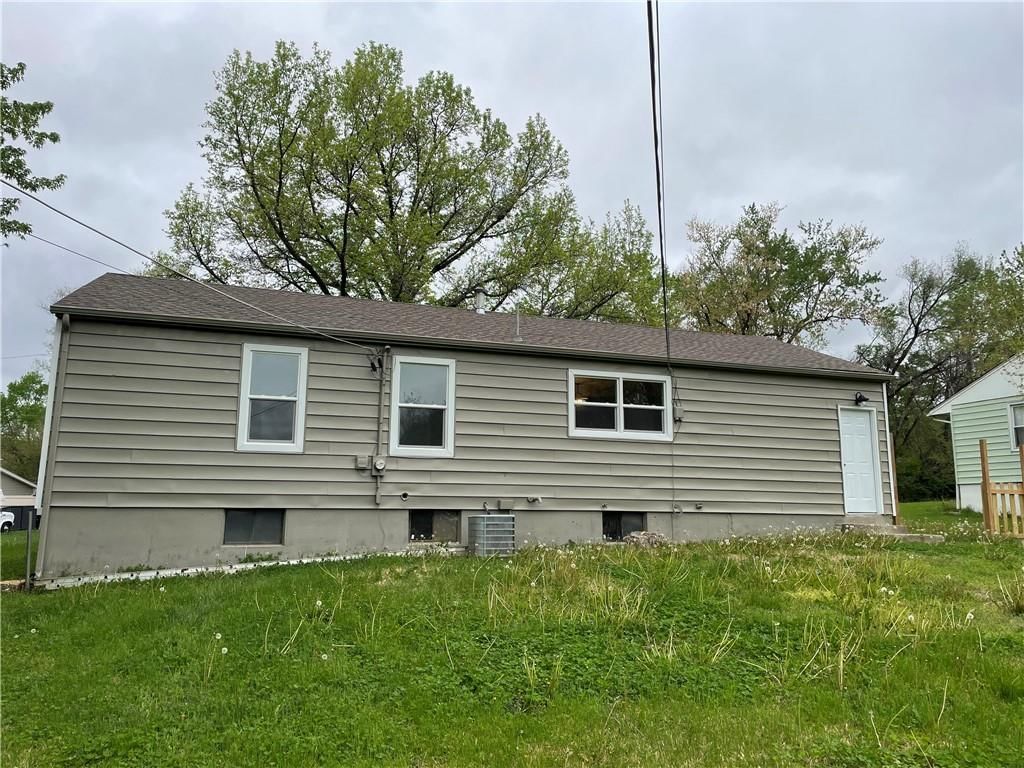 7 S 71st Terrace — photo 21
