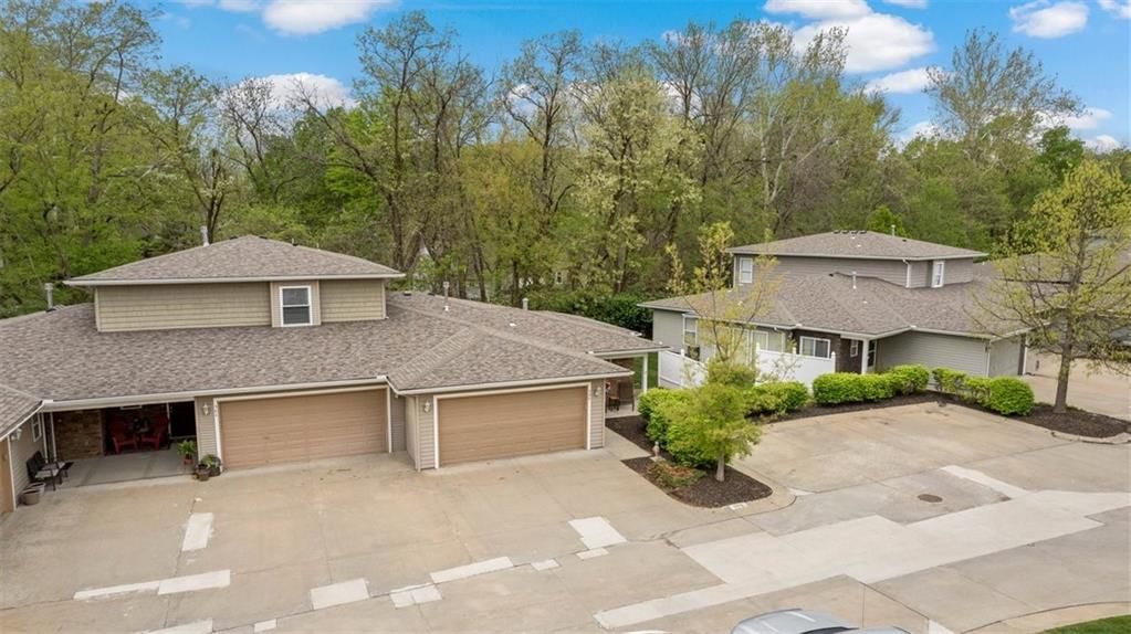 394 N Clayview Drive — photo 1