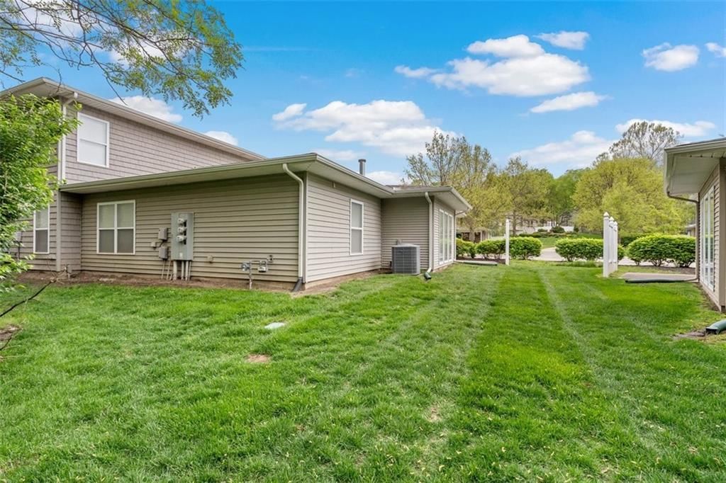 394 N Clayview Drive — photo 4