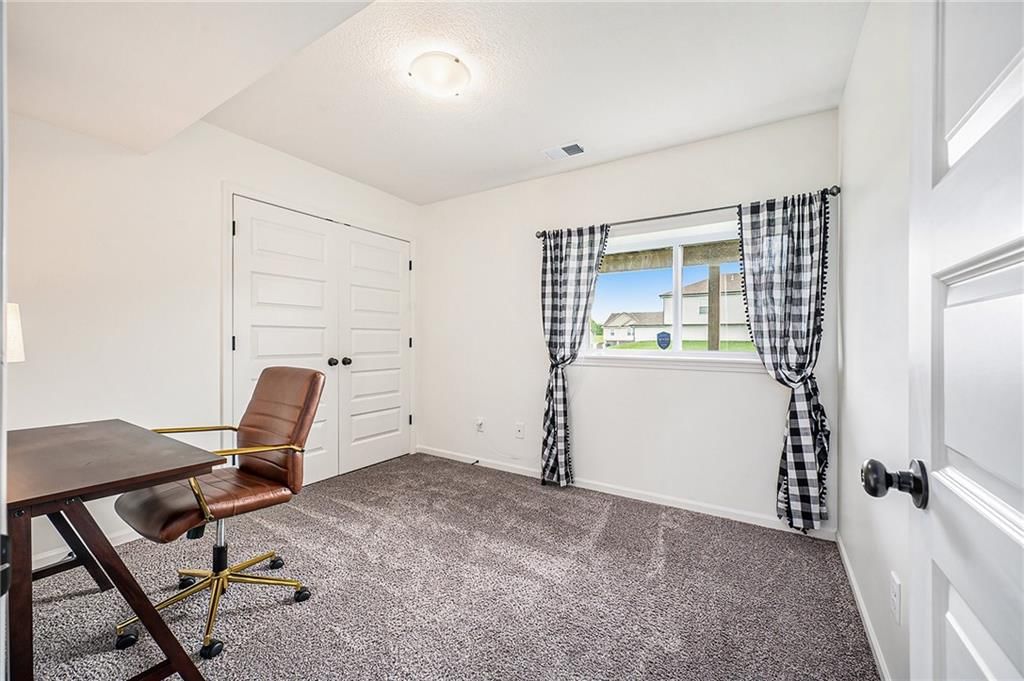 1101 NW 4th Street — photo 12