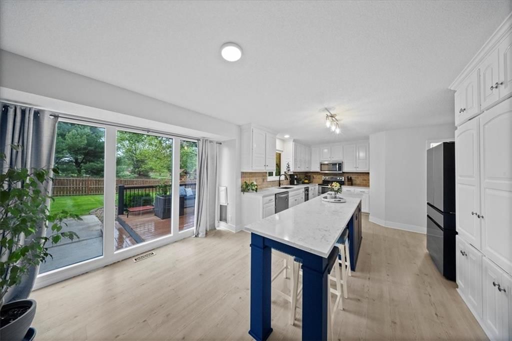 6266 W 157TH Street — photo 12