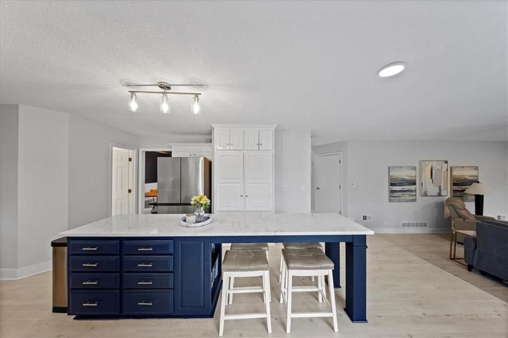 6266 W 157TH Street — photo 15