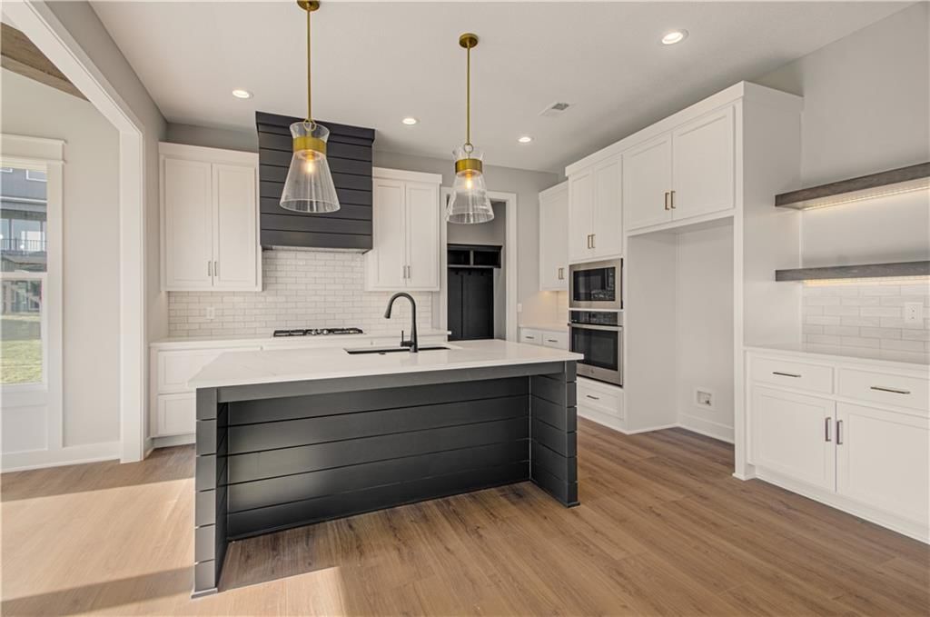 17148 S Heatherwood Street — photo 8