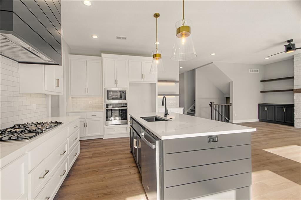 17148 S Heatherwood Street — photo 10