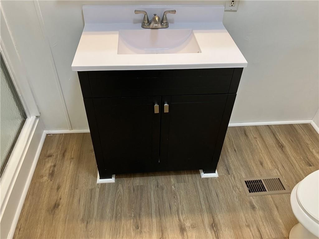 324 W Kimball Street — photo 10