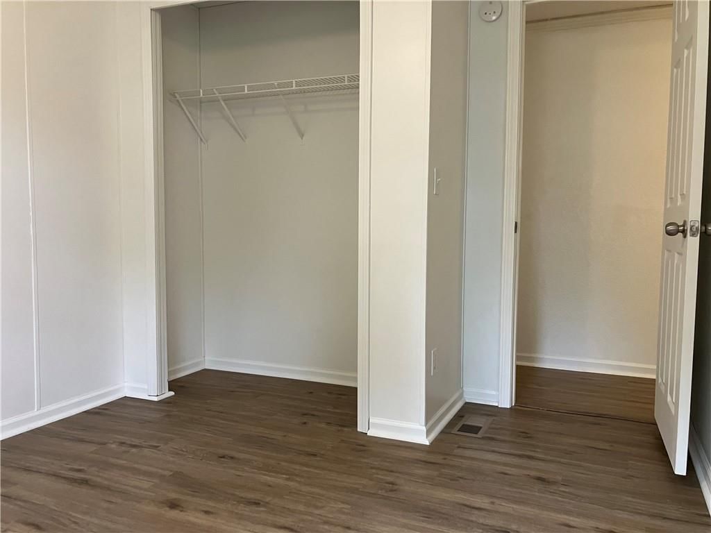 324 W Kimball Street — photo 13
