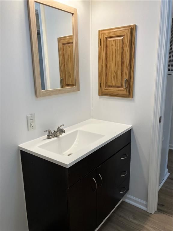 324 W Kimball Street — photo 16
