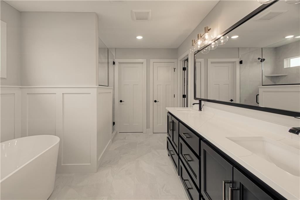 17157 S Laurelwood Street — photo 27