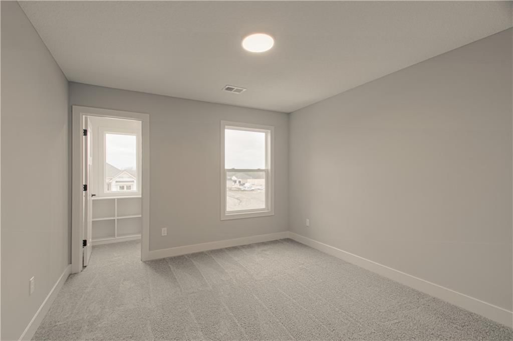 17157 S Laurelwood Street — photo 32