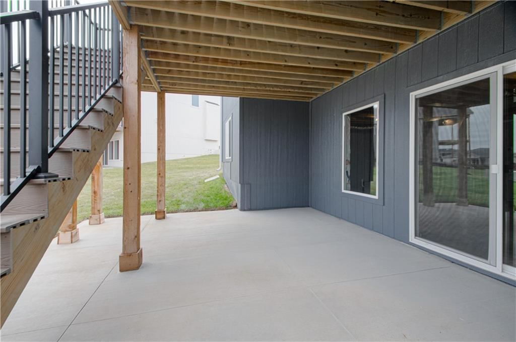 17157 S Laurelwood Street — photo 46