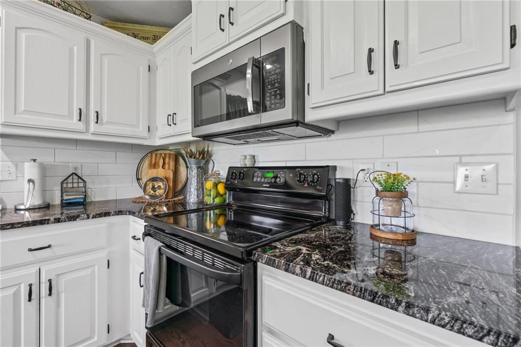 1204 Silhouette Drive — photo 15