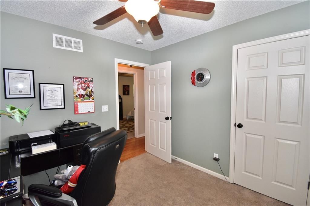 2609 NW Richard Drive — photo 21