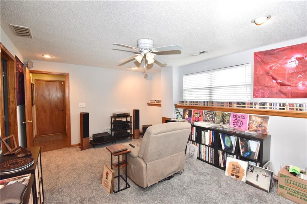 2609 NW Richard Drive — photo 26