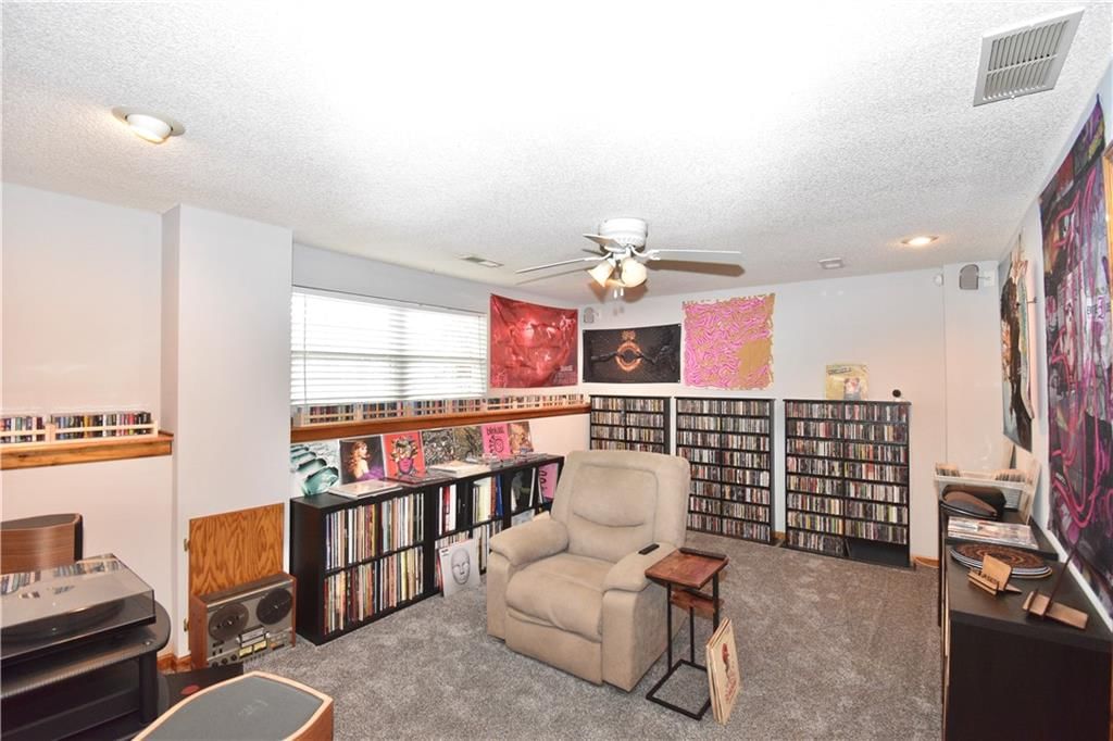 2609 NW Richard Drive — photo 27