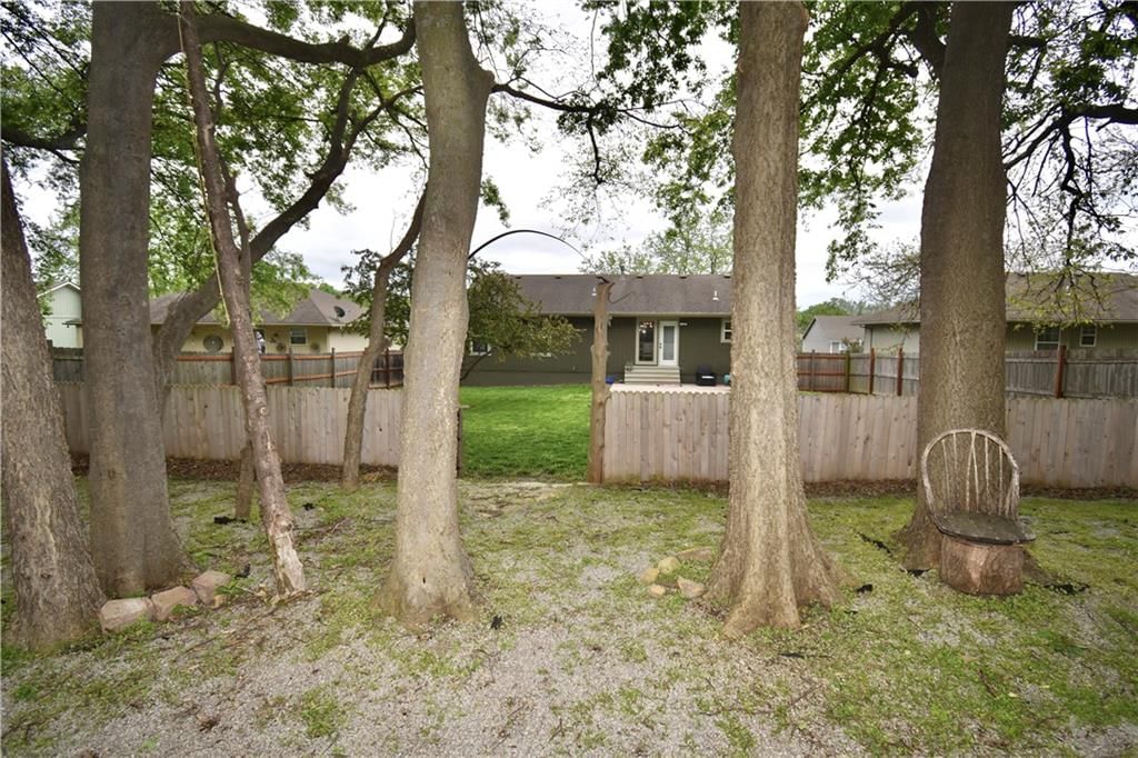 2609 NW Richard Drive — photo 34