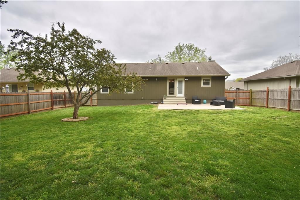 2609 NW Richard Drive — photo 41