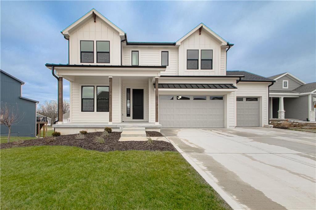 17163 S Laurelwood Street, Olathe, KS