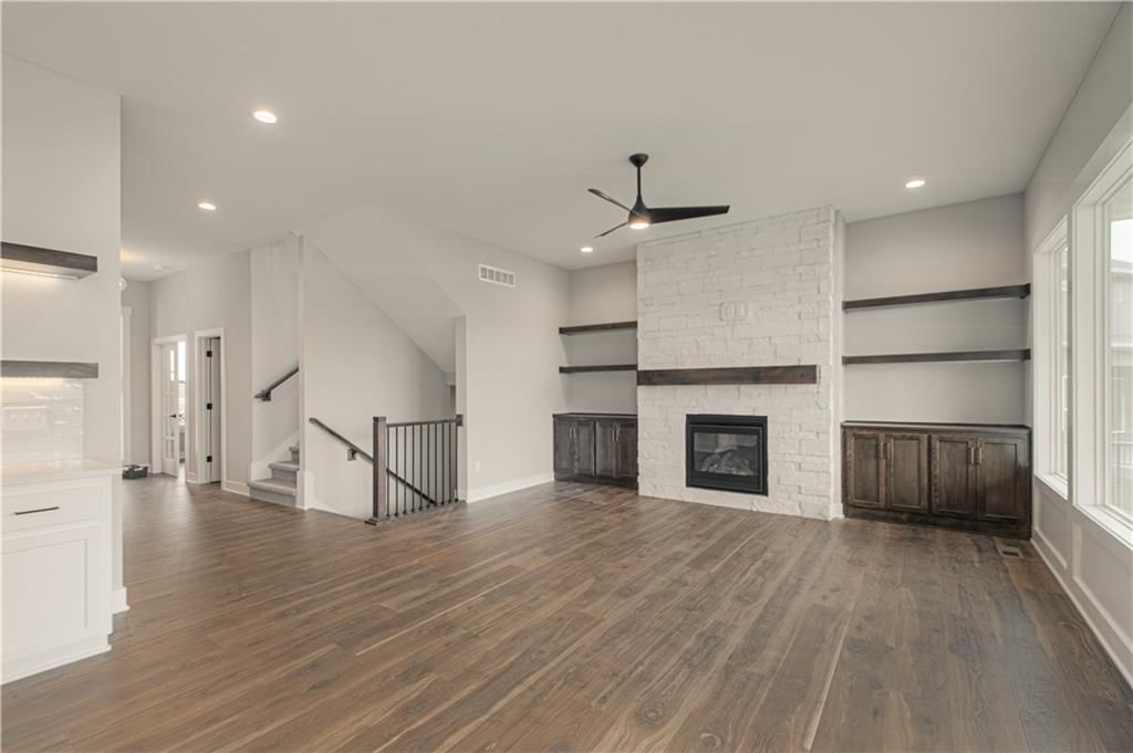 17163 S Laurelwood Street — photo 7