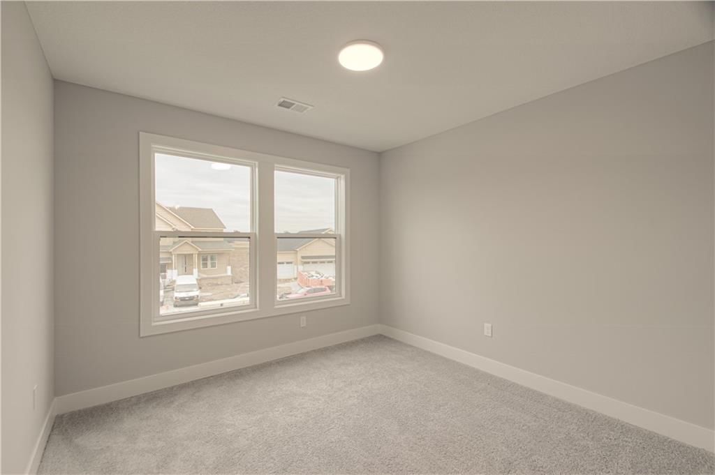 17163 S Laurelwood Street — photo 30