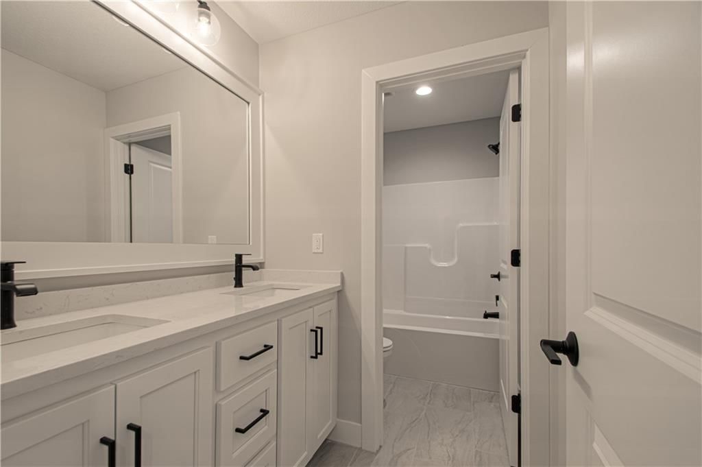 17163 S Laurelwood Street — photo 35