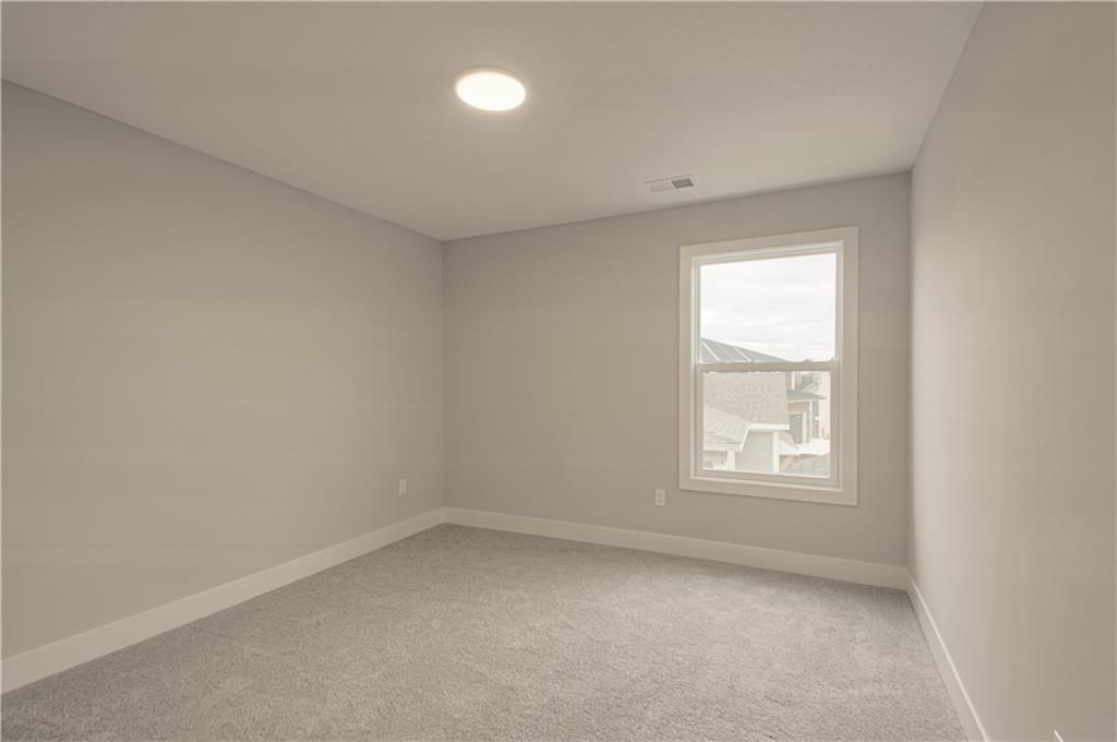 17163 S Laurelwood Street — photo 36