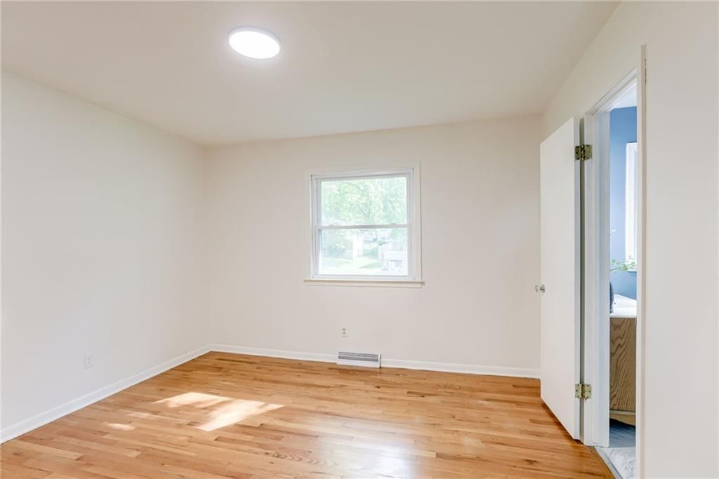 4401 E 104th Street — photo 19
