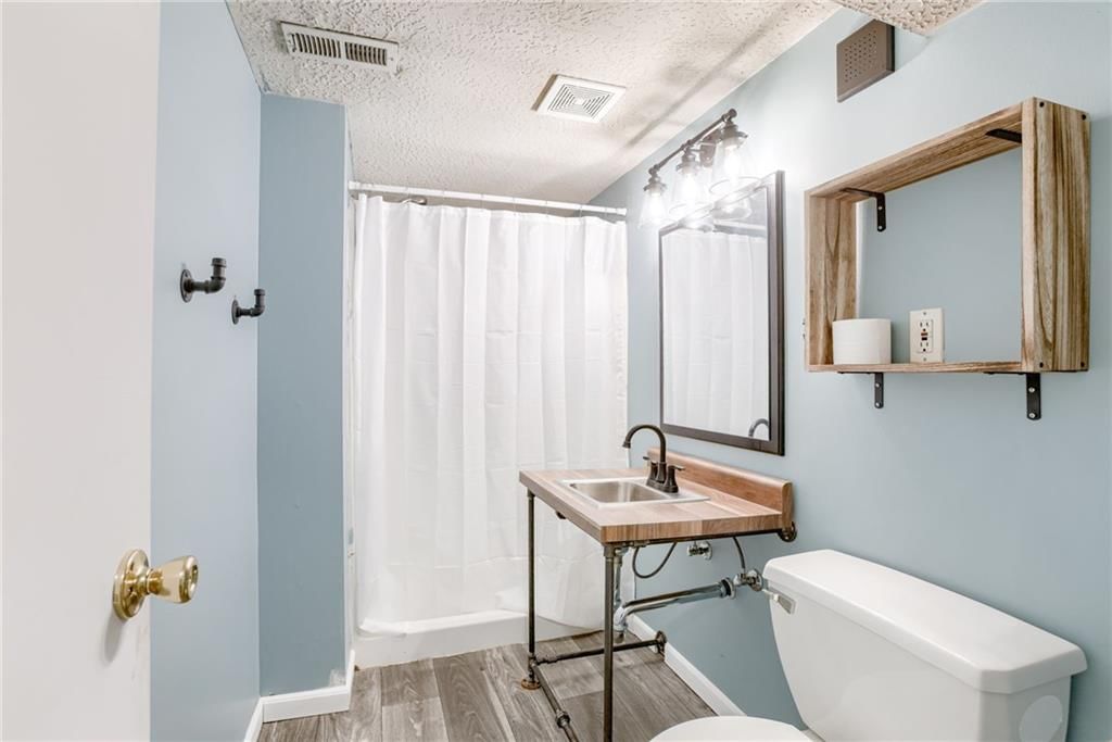 4401 E 104th Street — photo 28